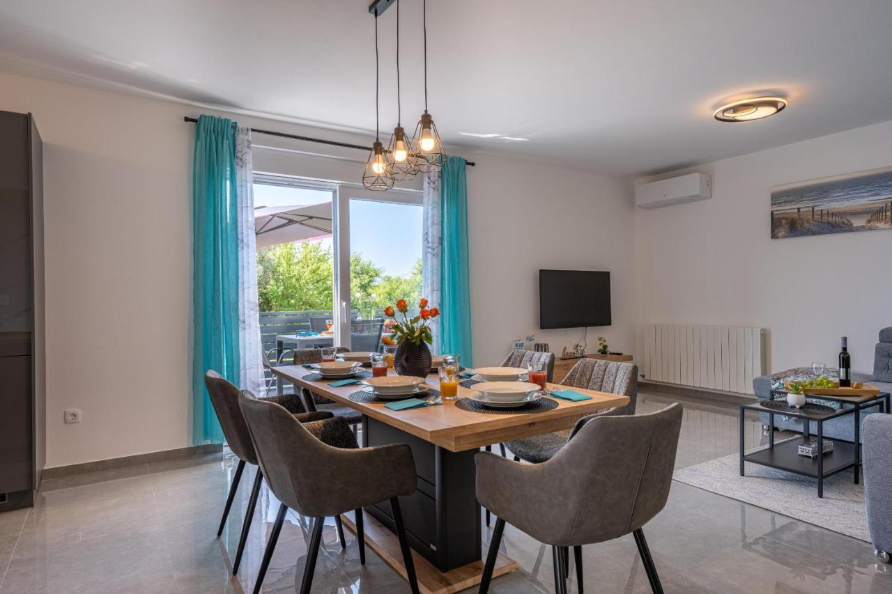 Domus Alba Apartments Пула Экстерьер фото