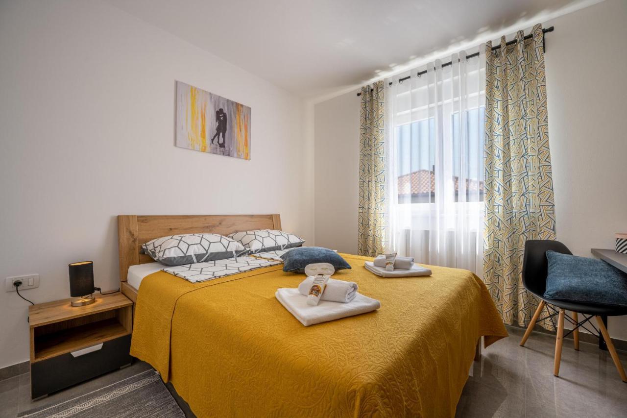 Domus Alba Apartments Пула Экстерьер фото